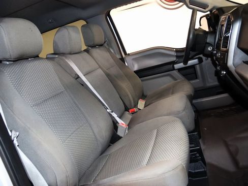 Used 2018 Ford F150 XLT image 47