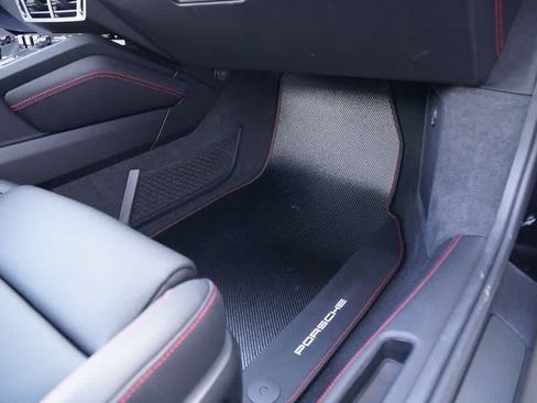 Used 2025 Porsche 911 Targa 4 GTS AWD/4WD image 18