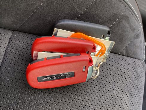 Used 2023 Dodge Challenger SRT Hellcat w/ Driver Convenience Group image 38