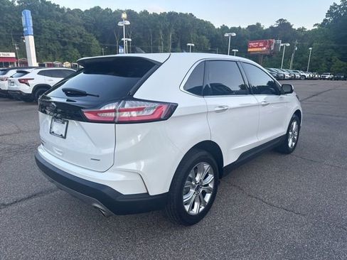 Used 2022 Ford Edge Titanium AWD/4WD image 4