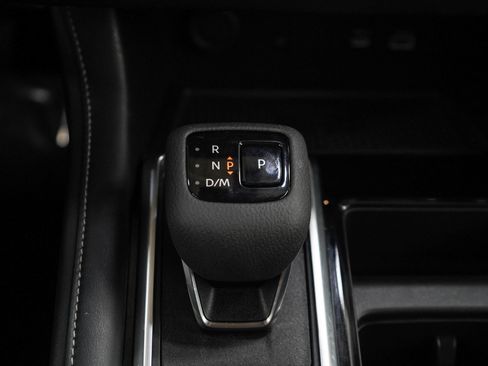 Used 2023 Nissan Pathfinder SL AWD/4WD image 24