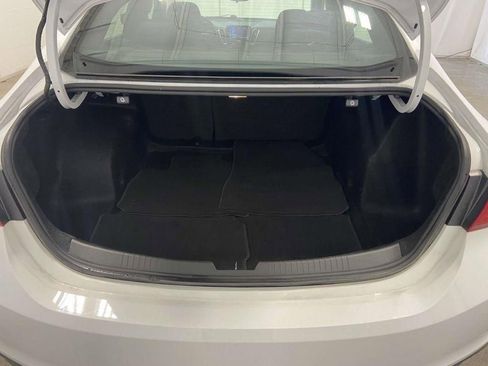 Used 2023 Chevrolet Malibu LS image 8