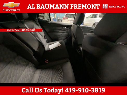 Used 2021 Chevrolet Equinox LT image 17