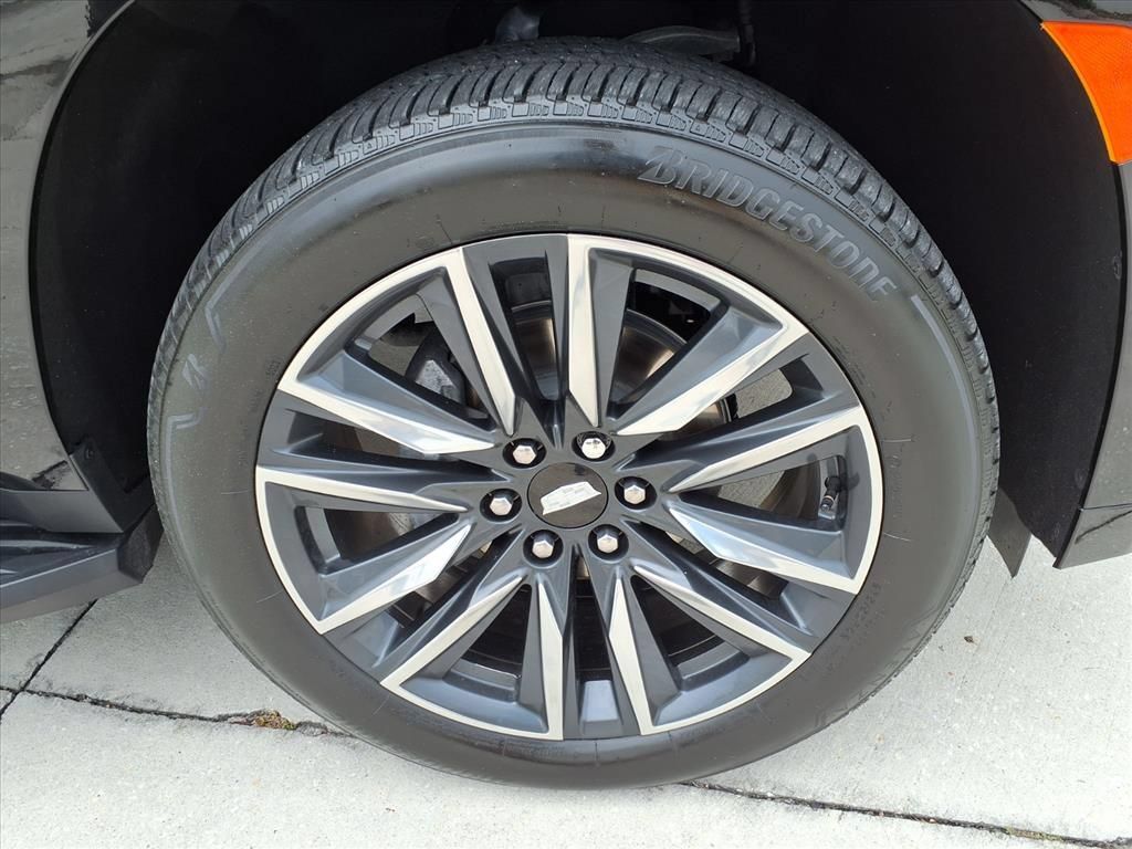 Used 2024 Cadillac Escalade Sport AWD/4WD image 7