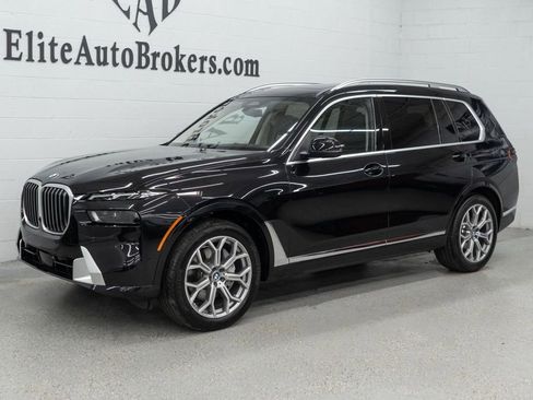 Used 2025 BMW X7 xDrive40i image 47