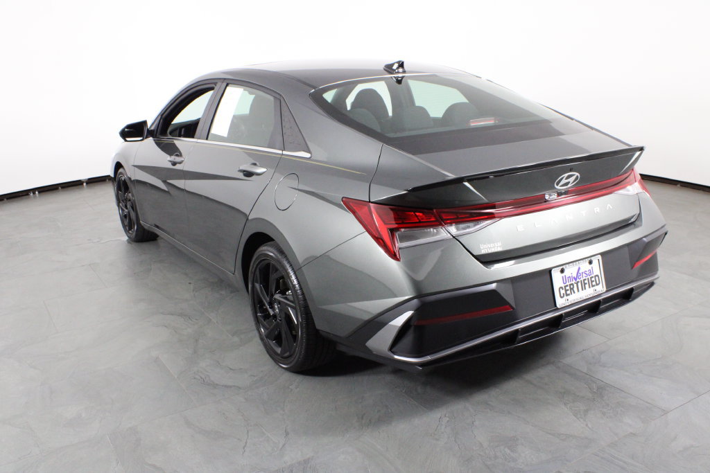 Certified 2026 Hyundai Elantra SEL Sport Premium FWD image 16