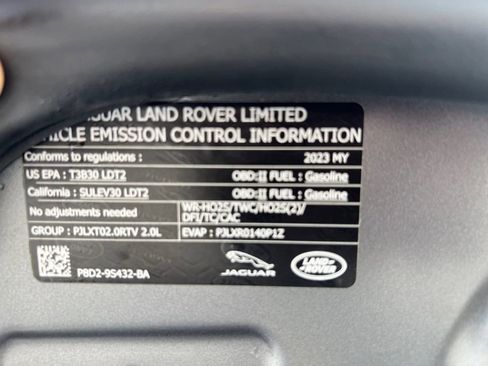 Used 2023 Land Rover Range Rover Evoque S image 32