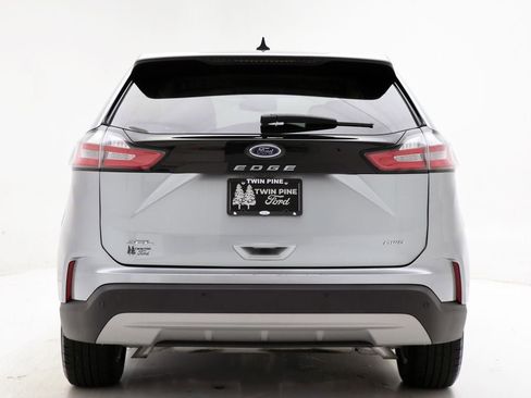 Used 2024 Ford Edge SEL image 8