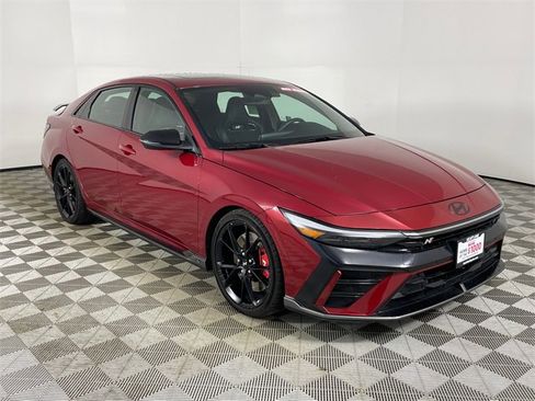 Used 2024 Hyundai Elantra N image 27