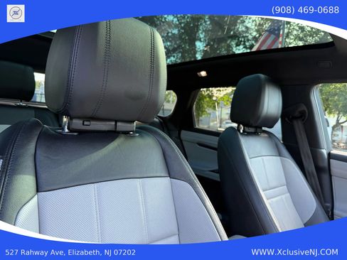 Used 2020 Land Rover Range Rover Evoque R-Dynamic S image 22