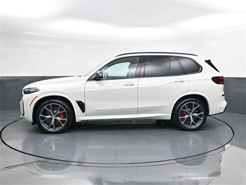 New 2026 BMW X5 M60i w/ Climate Comfort Package image 7