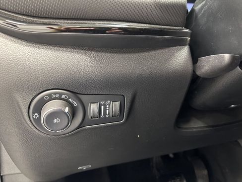 New 2026 Jeep Compass Latitude AWD/4WD image 26