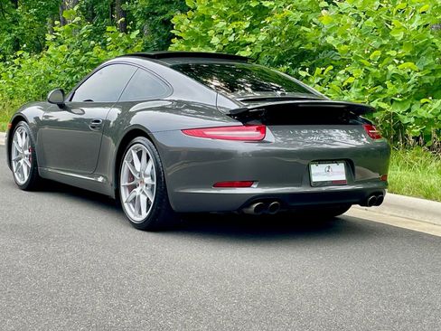 Used 2012 Porsche 911 Carrera S image 4