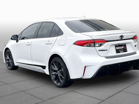 Used 2024 Toyota Corolla SE FWD image 12