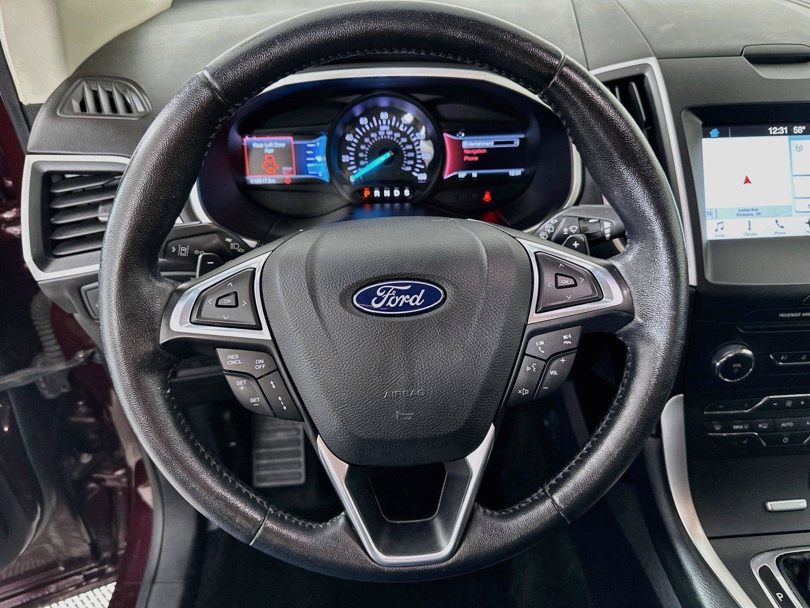Used 2018 Ford Edge SEL w/ Equipment Group 201A AWD/4WD image 18