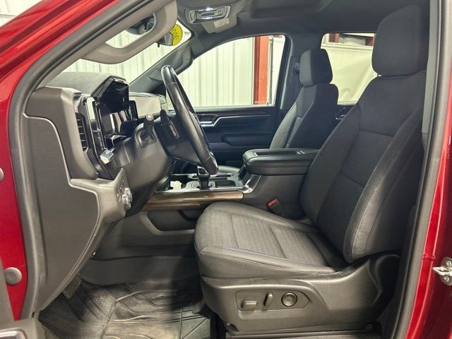 Used 2022 Chevrolet Silverado 1500 LT Trail Boss w/ Convenience Package II AWD/4WD image 13
