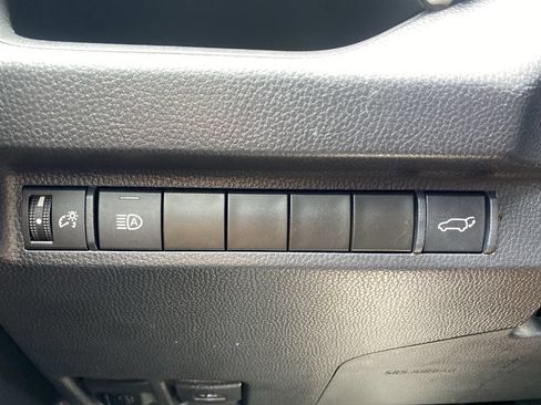 Used 2023 Toyota RAV4 XLE w/ Convenience Package FWD image 19