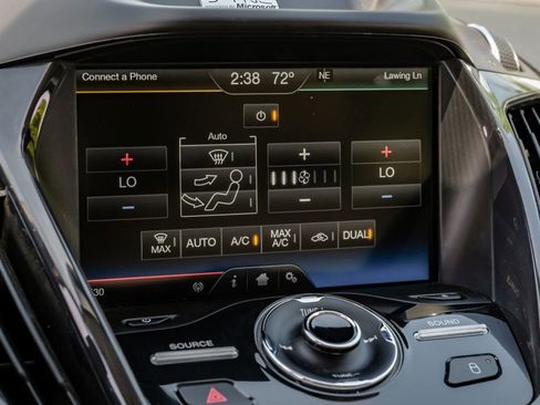 Used 2015 Ford Escape Titanium FWD image 34
