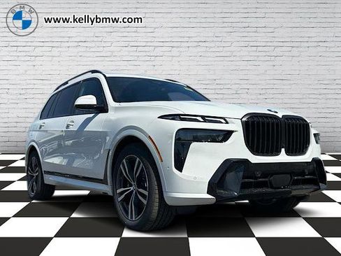 New 2026 BMW X7 xDrive40i image 1
