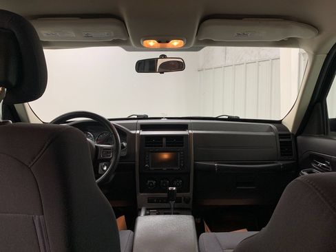 Used 2012 Jeep Liberty Sport w/ Popular Equipment Group AWD/4WD image 19