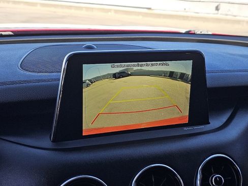 Used 2019 Kia Stinger Premium image 34