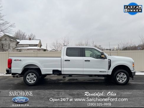 Used 2025 Ford F250 XLT image 1