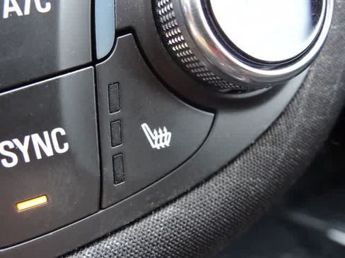 Used 2023 Chevrolet Malibu LT FWD image 25