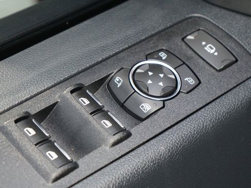 Used 2022 Ford F250 Lariat w/ Tremor Off-Road Package AWD/4WD image 19