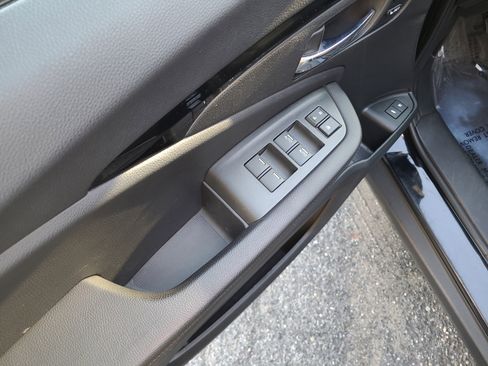 Used 2021 Honda Pilot Touring image 18