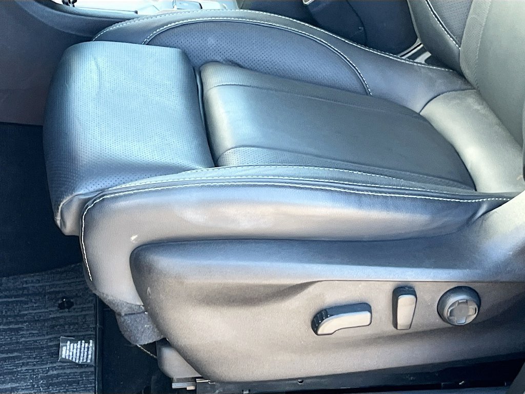 Used 2024 Subaru Ascent Limited AWD/4WD image 19