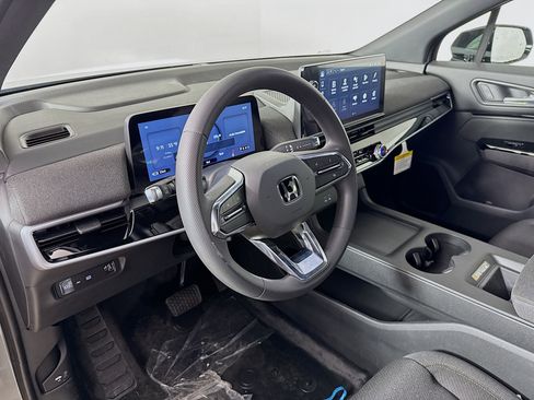 New 2025 Honda Prologue EX image 8