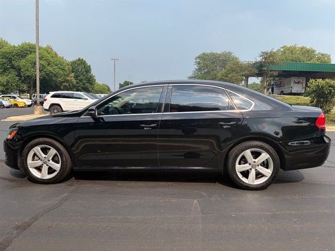 Used 2013 Volkswagen Passat 2.5 SE FWD image 13