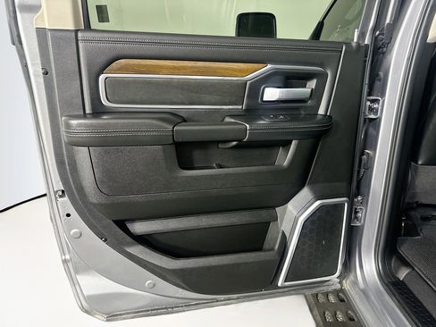 Used 2024 RAM 2500 Laramie image 26