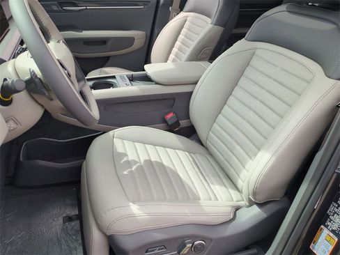 New 2026 Kia EV9 Land image 19