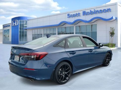 Certified 2025 Honda Civic Sport image 4