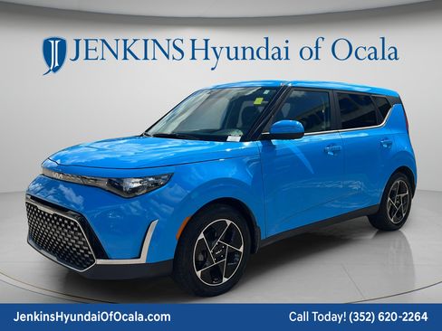 Used 2023 Kia Soul EX FWD image 7