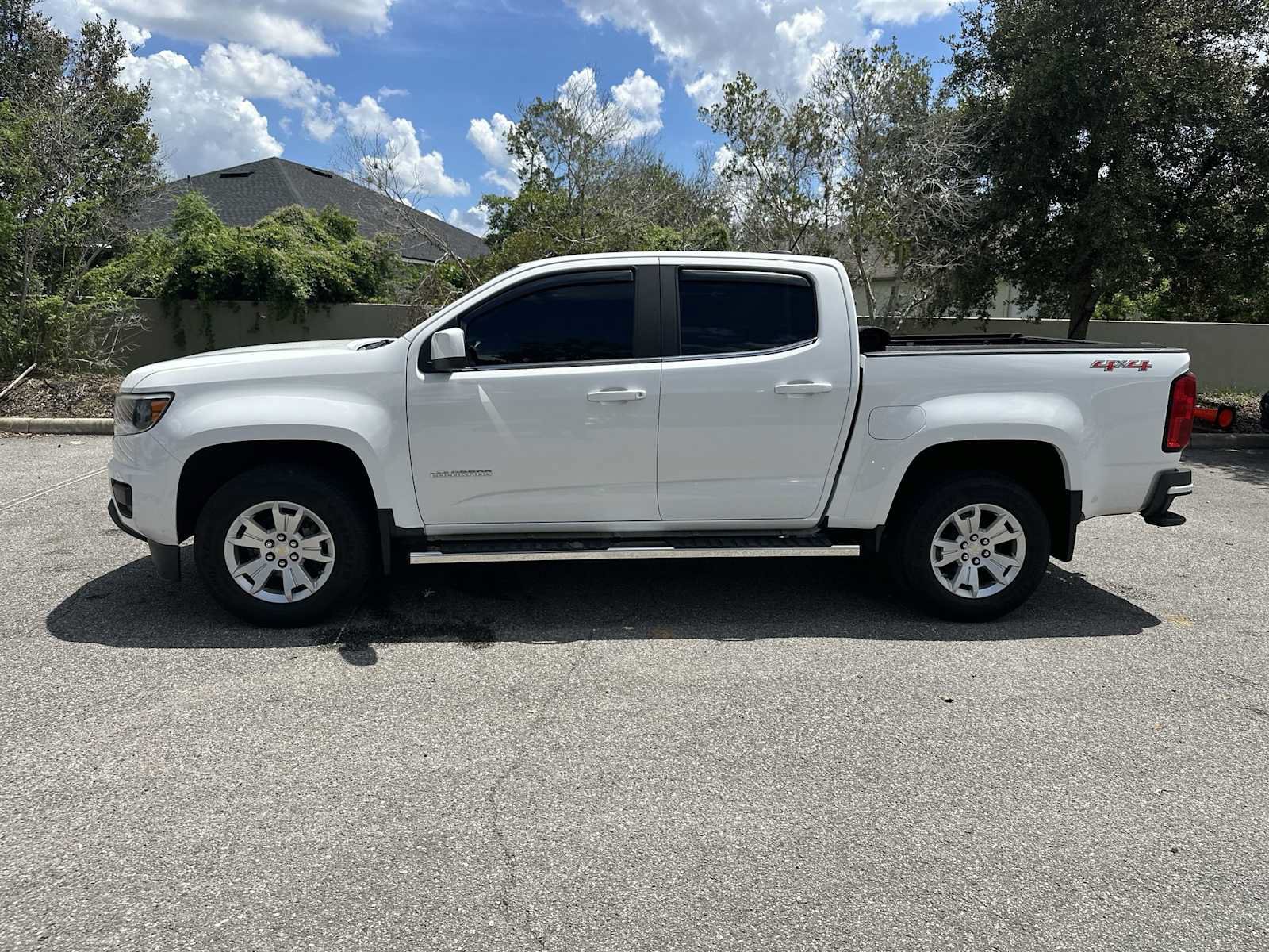 Certified 2020 Chevrolet Colorado LT AWD/4WD image 3
