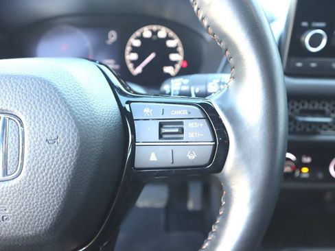 Used 2025 Honda HR-V Sport image 13