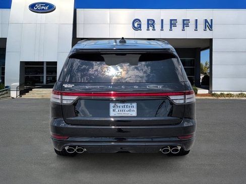 New 2026 Lincoln Aviator Reserve AWD/4WD image 8