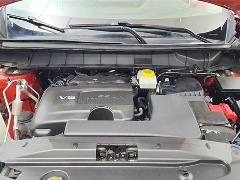 Used 2024 Nissan Pathfinder SL image 45