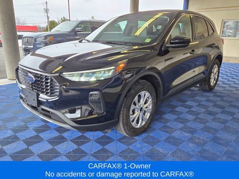 Used 2023 Ford Escape Active w/ Tech Pack #2 image 4