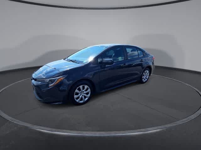 Used 2025 Toyota Corolla LE FWD image 4