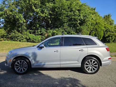 Used 2019 Audi Q7 3.0T Premium Plus w/ Premium Plus Package AWD/4WD image 2