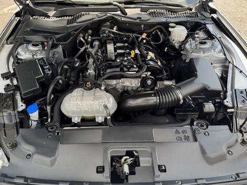 Used 2022 Ford Mustang Premium RWD image 29