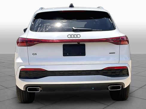 Used 2025 Audi Q5 Premium AWD/4WD image 5