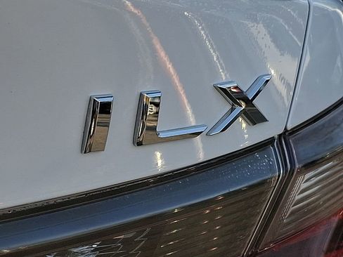 Used 2019 Acura ILX FWD image 29