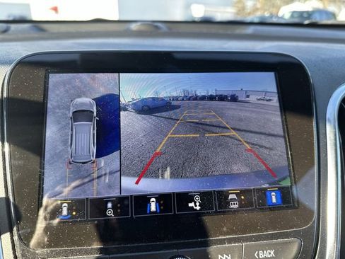 Certified 2024 Chevrolet Equinox Premier image 24