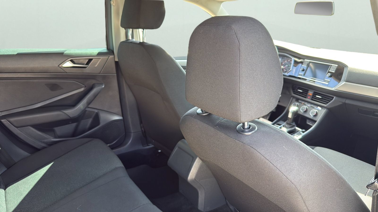 Used 2021 Volkswagen Jetta SE FWD image 26