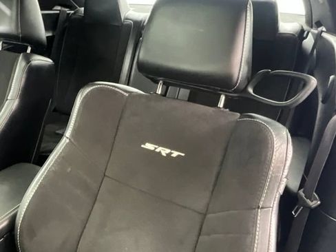 Used 2016 Dodge Challenger SRT Hellcat RWD image 6