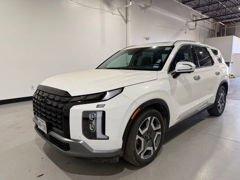 Used 2025 Hyundai Palisade Limited image 2